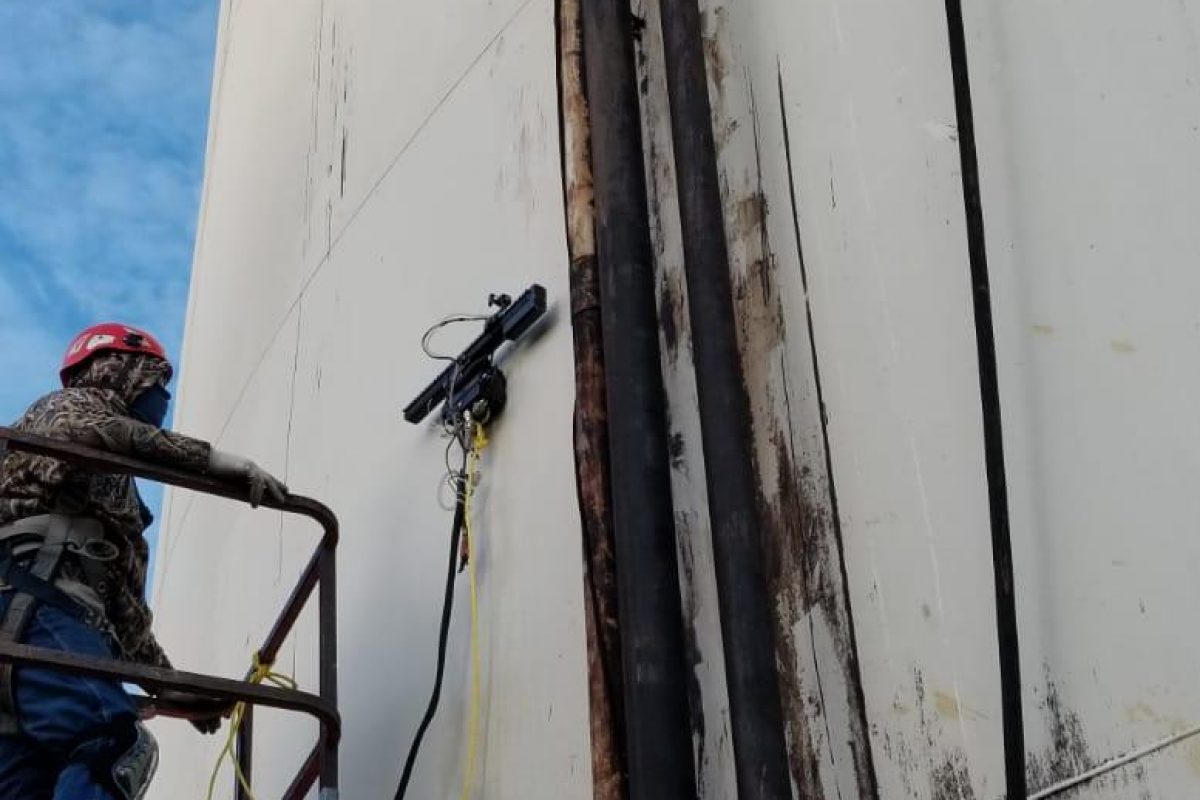 NDE professional on site