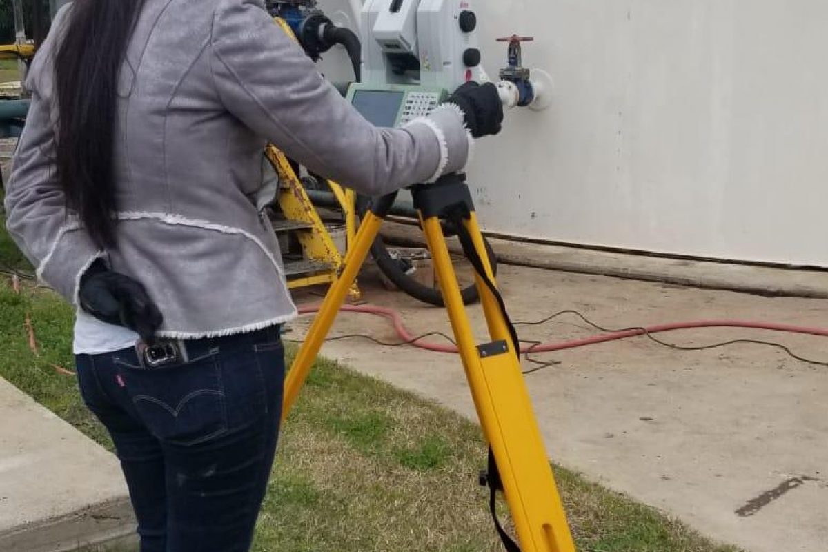 NDE Engineer on site